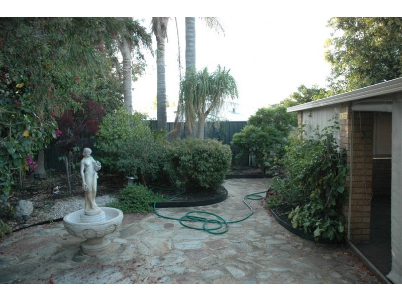 16 DORIGO PLACE, Gosnells WA 6110