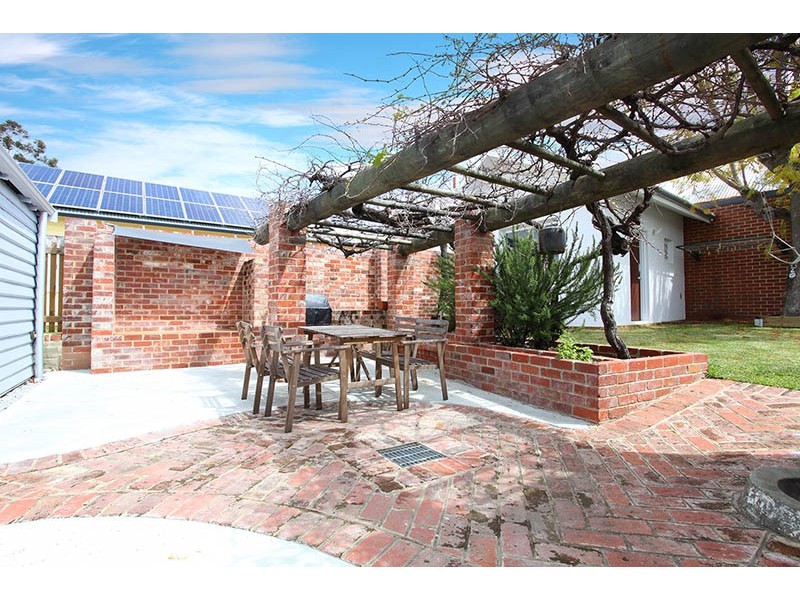 15a Canterbury Terrace, East Victoria Park WA 6101