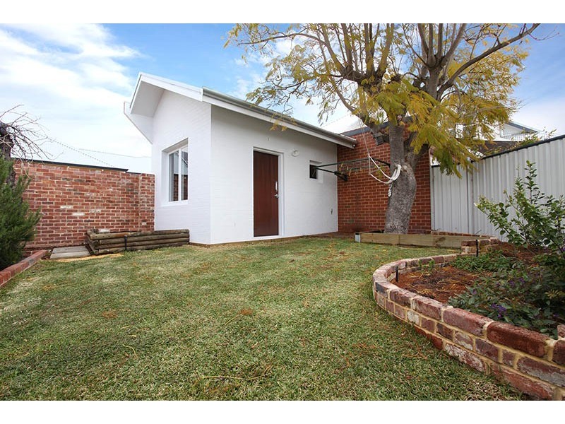 15a Canterbury Terrace, East Victoria Park WA 6101
