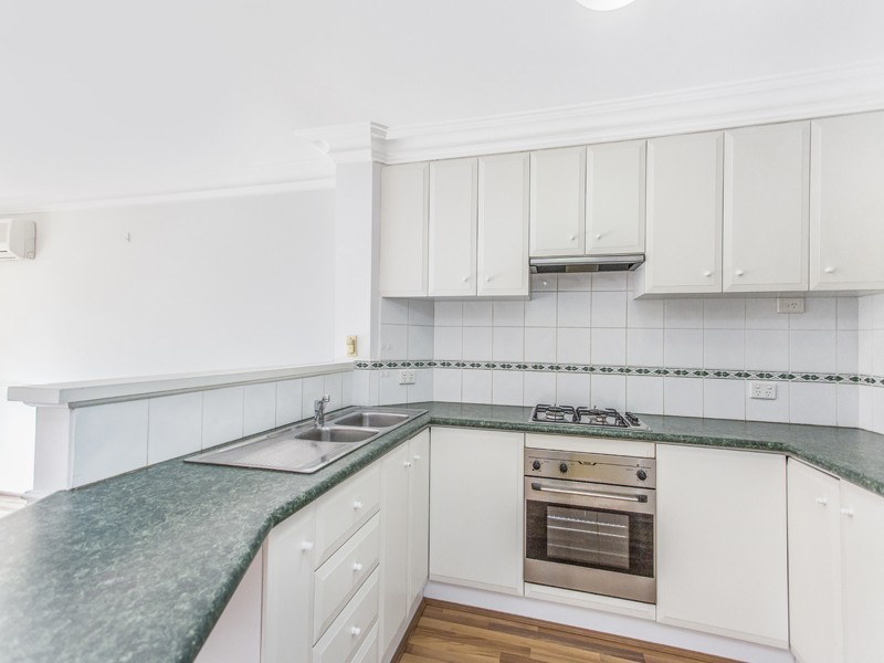 2/30 Banksia Tce,, South Perth WA 6151