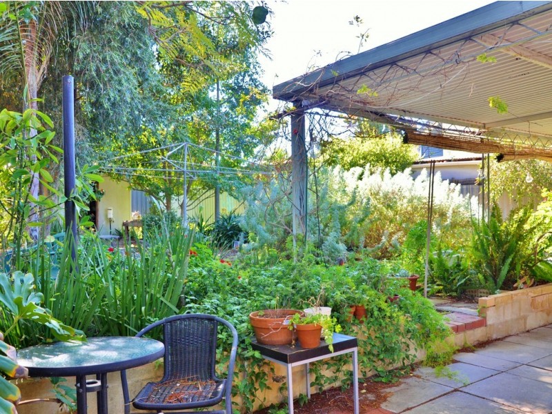 28 Jarrah Road, East Victoria Park WA 6101