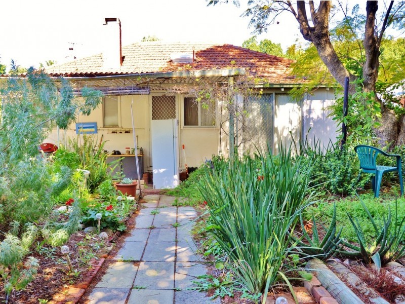 28 Jarrah Road, East Victoria Park WA 6101