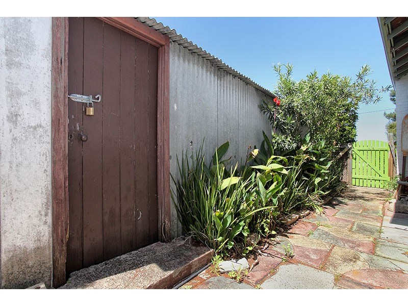 28 Jarrah Road, East Victoria Park WA 6101