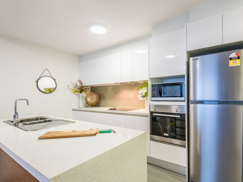 703/21-23 Lake Street, Cannington WA 6107