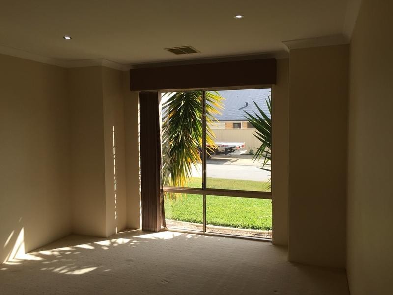 20 Rometta Way, Sinagra WA 6065