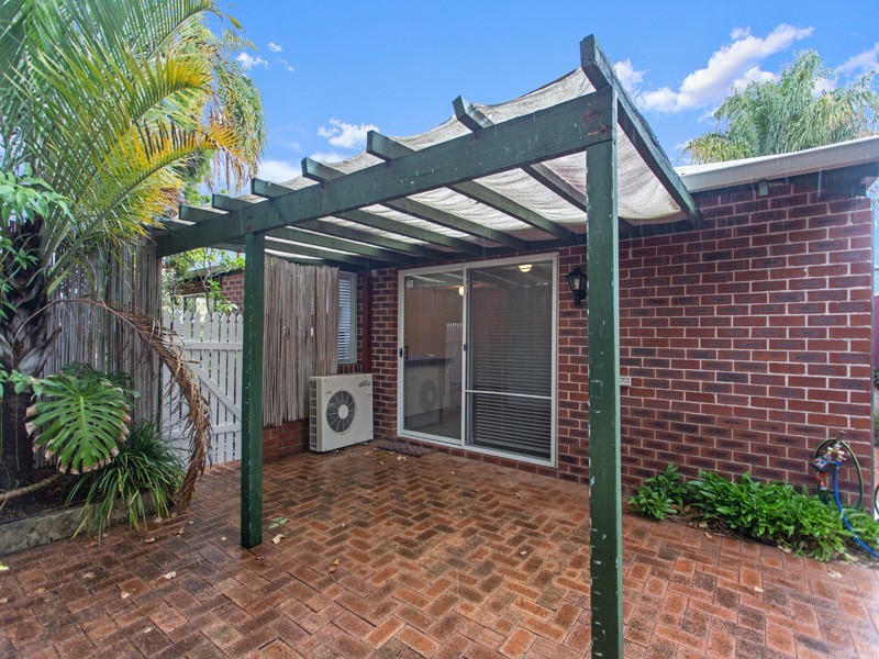 1/59 Temple Street, Victoria Park WA 6100