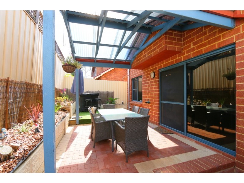 4/49 McMillan Street, Victoria Park WA 6100