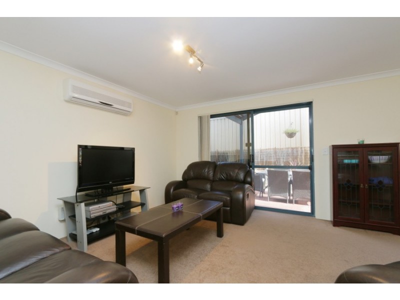 4/49 McMillan Street, Victoria Park WA 6100