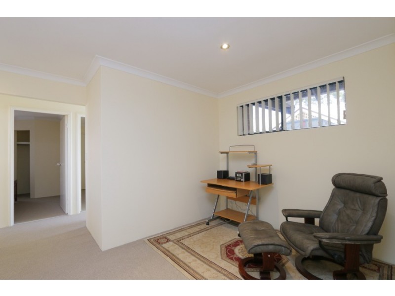 4/49 McMillan Street, Victoria Park WA 6100