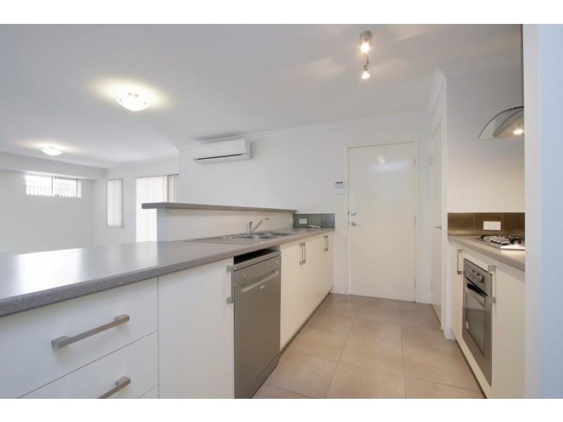 13A Sproxton Way, Embleton WA 6062