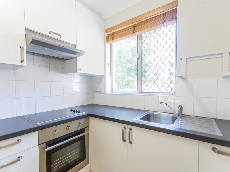 5/4 Comer Street, Como WA 6152