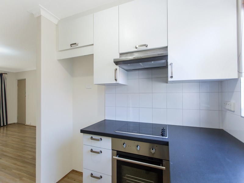 5/4 Comer Street, Como WA 6152