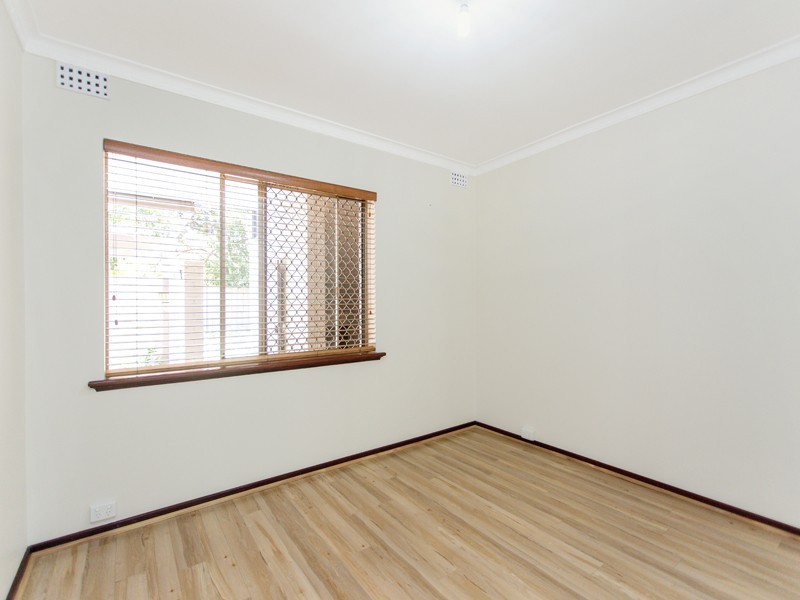 5/4 Comer Street, Como WA 6152