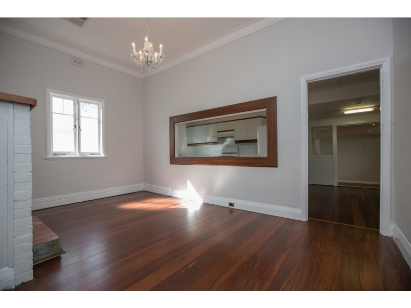 120 Hubert Street, East Victoria Park WA 6101