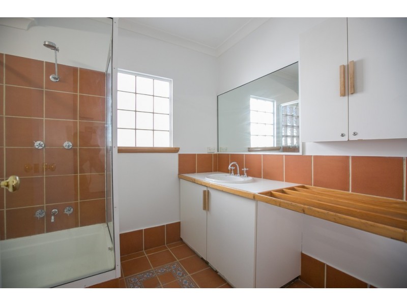 120 Hubert Street, East Victoria Park WA 6101