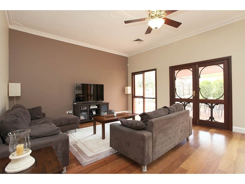 26 Rutland Avenue, Lathlain WA 6100