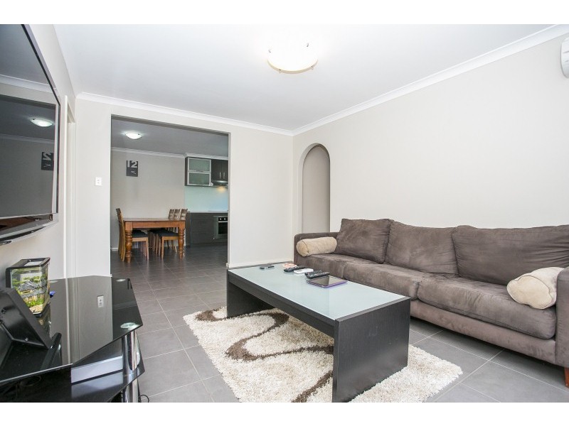 1/8 Gwenyfred Road, Kensington WA 6151