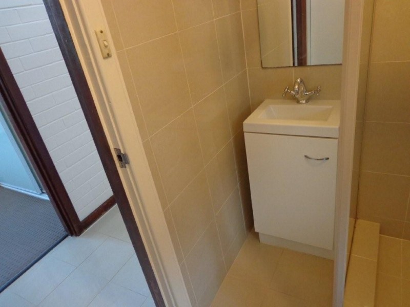 2/28 The Avenue, Crawley WA 6009