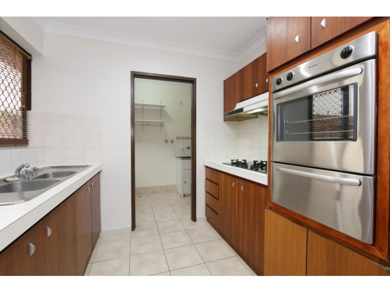 2/34 Henley Street, Como WA 6152