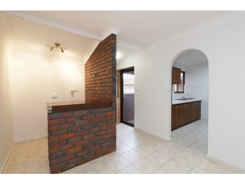 2/34 Henley Street, Como WA 6152