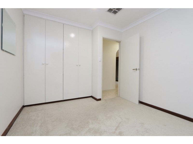 2/34 Henley Street, Como WA 6152