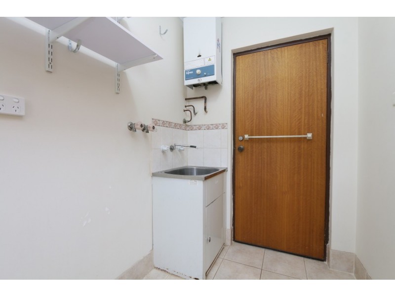 2/34 Henley Street, Como WA 6152