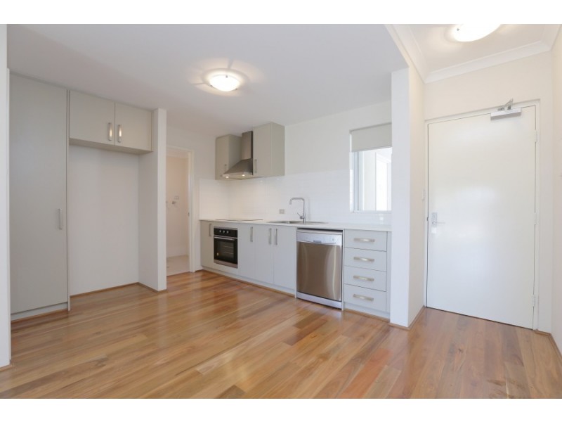 1/76 Kooyong Road, Rivervale WA 6103