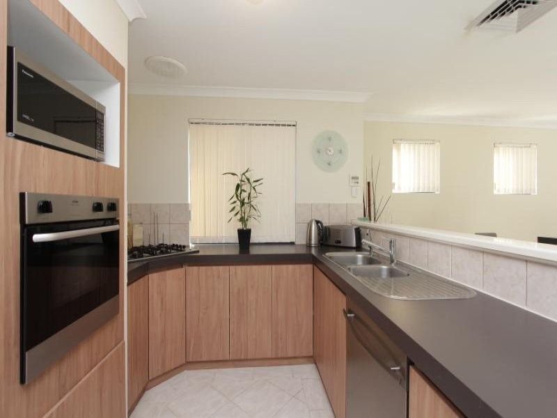 19 Fielder Court, Kardinya WA 6163