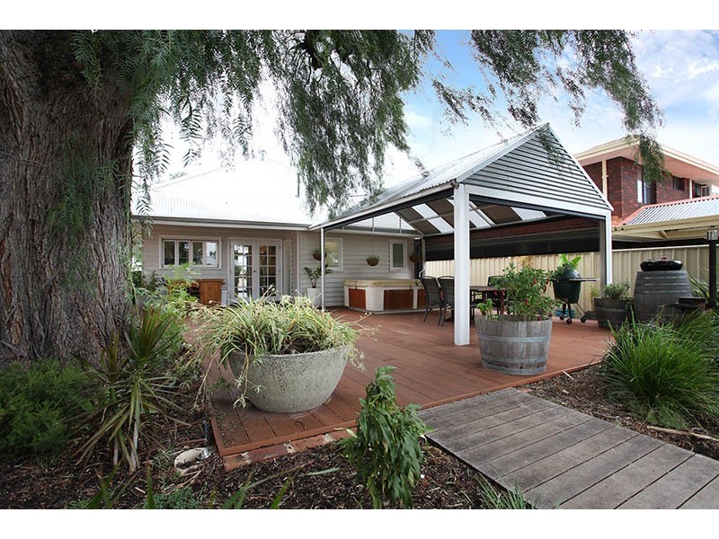 49 Sussex Street, East Victoria Park WA 6101