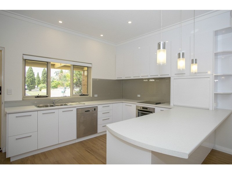 16A Matsen Close, Booragoon WA 6154