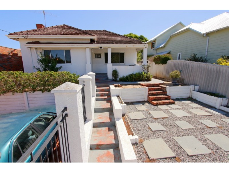 28 Coombe Street, Bayswater WA 6053