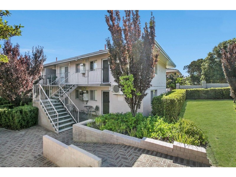 18/111 Hubert Street, East Victoria Park WA 6101