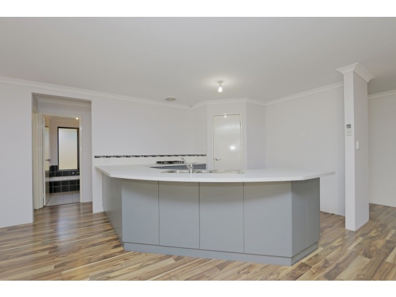 151 Hamilton Street, Queens Park WA 6107