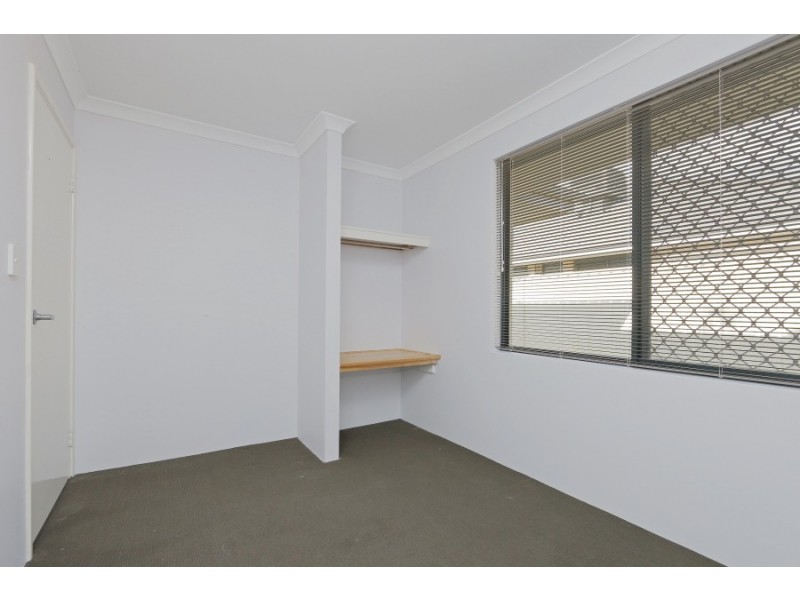 151 Hamilton Street, Queens Park WA 6107