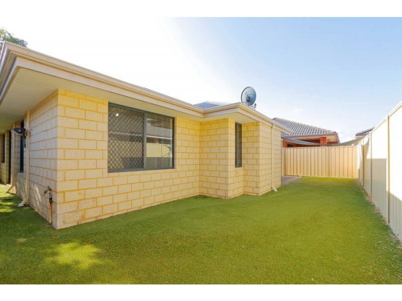 151 Hamilton Street, Queens Park WA 6107