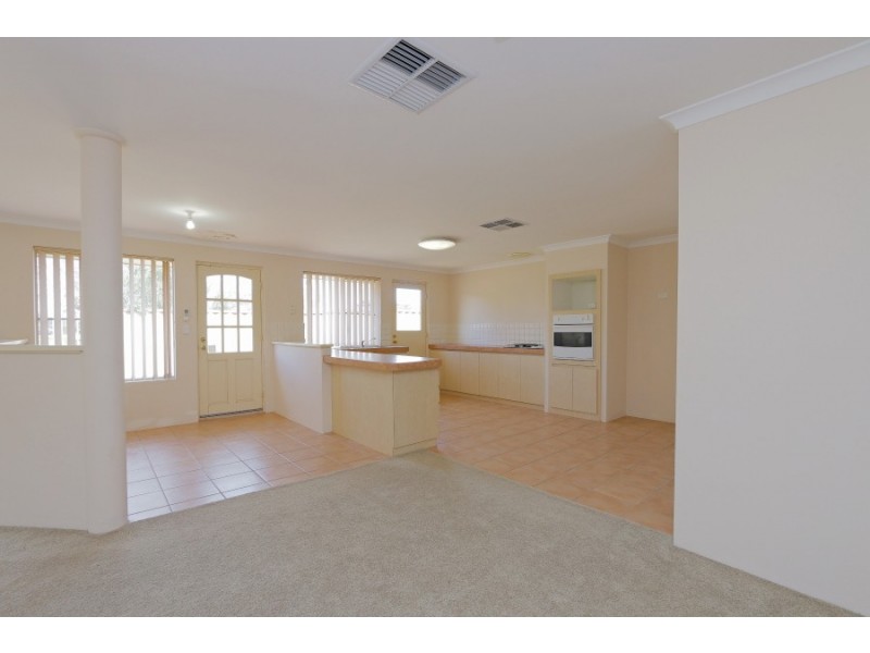 23 Courtland Crescent, Redcliffe WA 6104