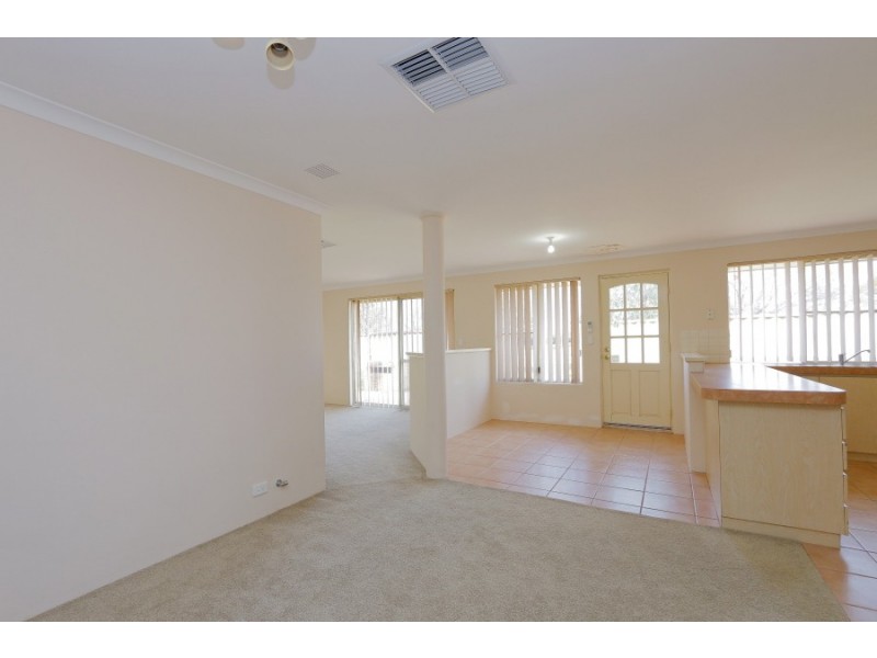 23 Courtland Crescent, Redcliffe WA 6104