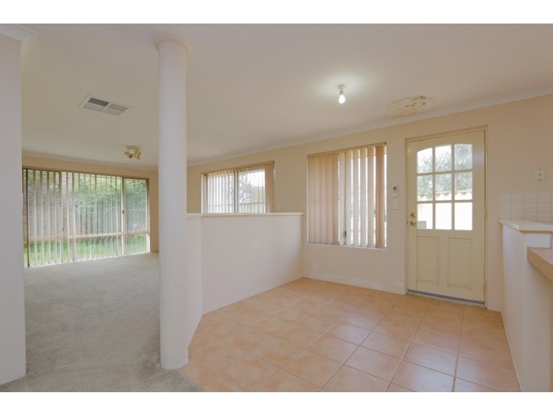 23 Courtland Crescent, Redcliffe WA 6104