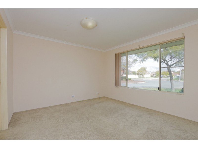 23 Courtland Crescent, Redcliffe WA 6104