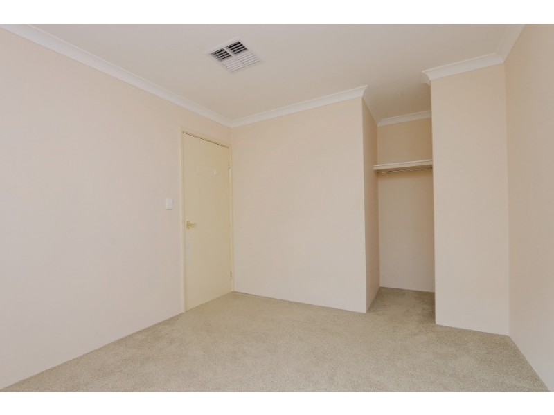 23 Courtland Crescent, Redcliffe WA 6104