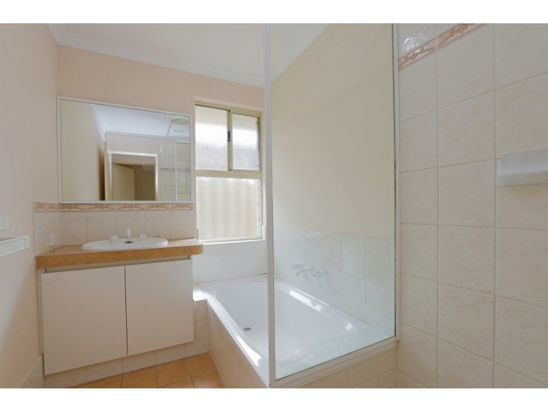 23 Courtland Crescent, Redcliffe WA 6104