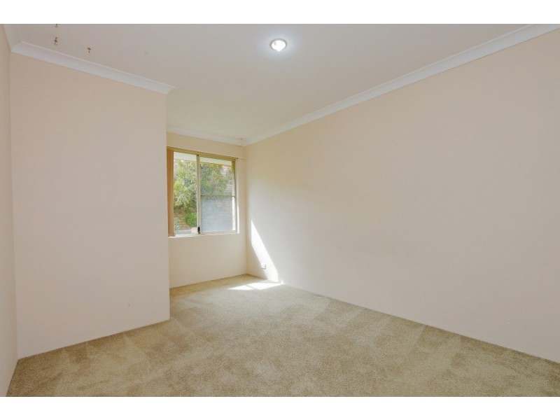 23 Courtland Crescent, Redcliffe WA 6104