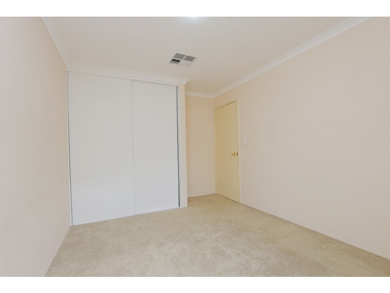 23 Courtland Crescent, Redcliffe WA 6104