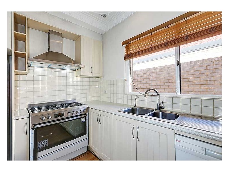 11 Burlington Street, St James WA 6102