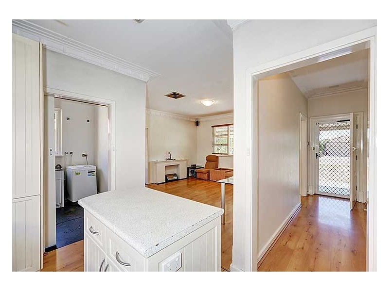 11 Burlington Street, St James WA 6102