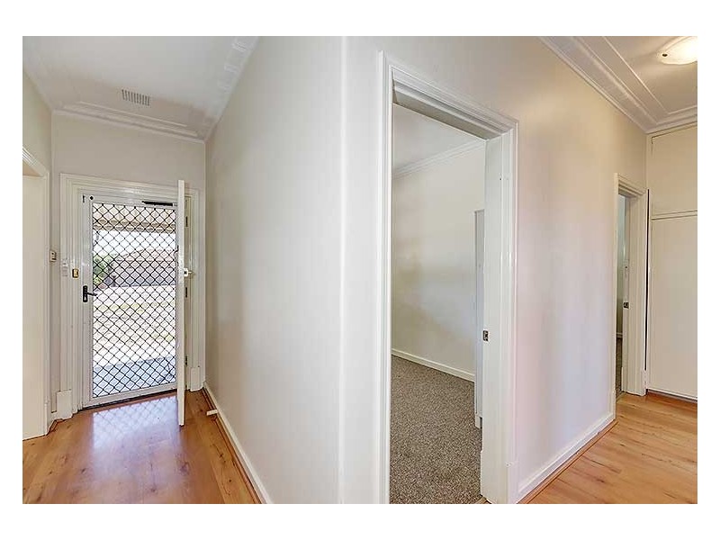 11 Burlington Street, St James WA 6102