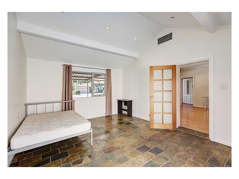 11 Burlington Street, St James WA 6102