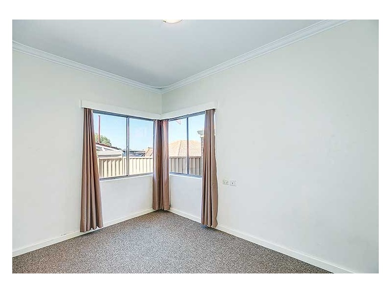 11 Burlington Street, St James WA 6102