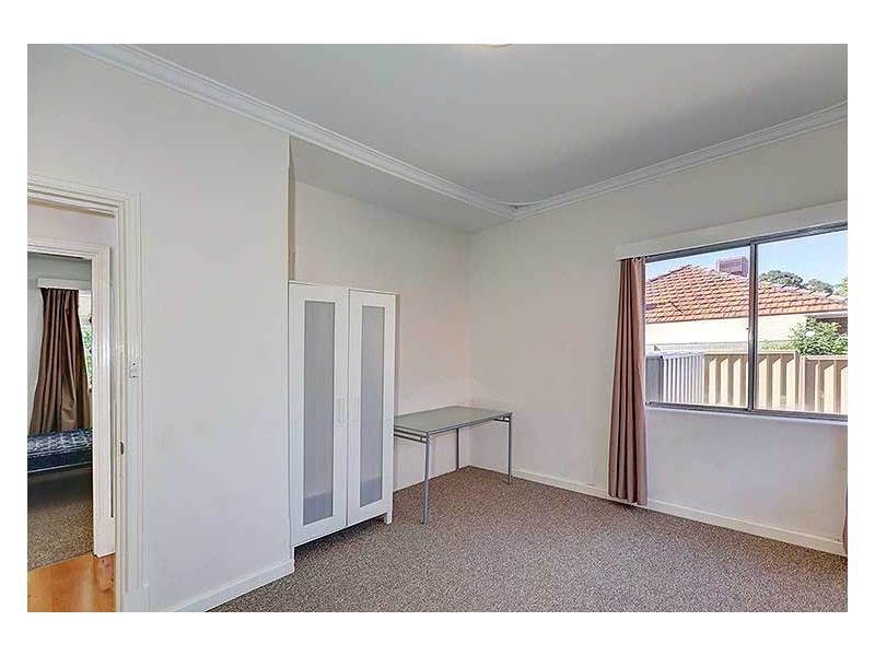 11 Burlington Street, St James WA 6102