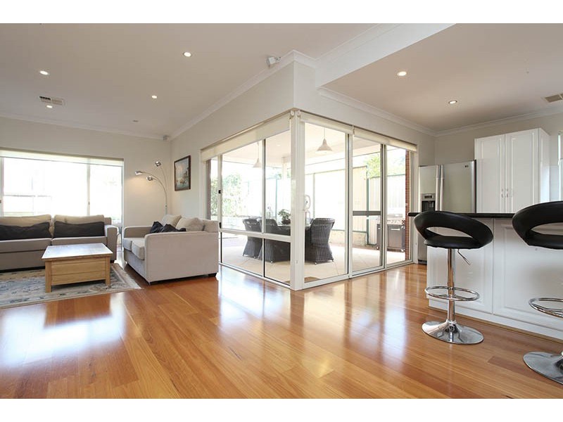 43 Gwenyfred Road, Kensington WA 6151